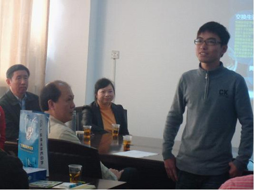 20121220恳谈会1_副本